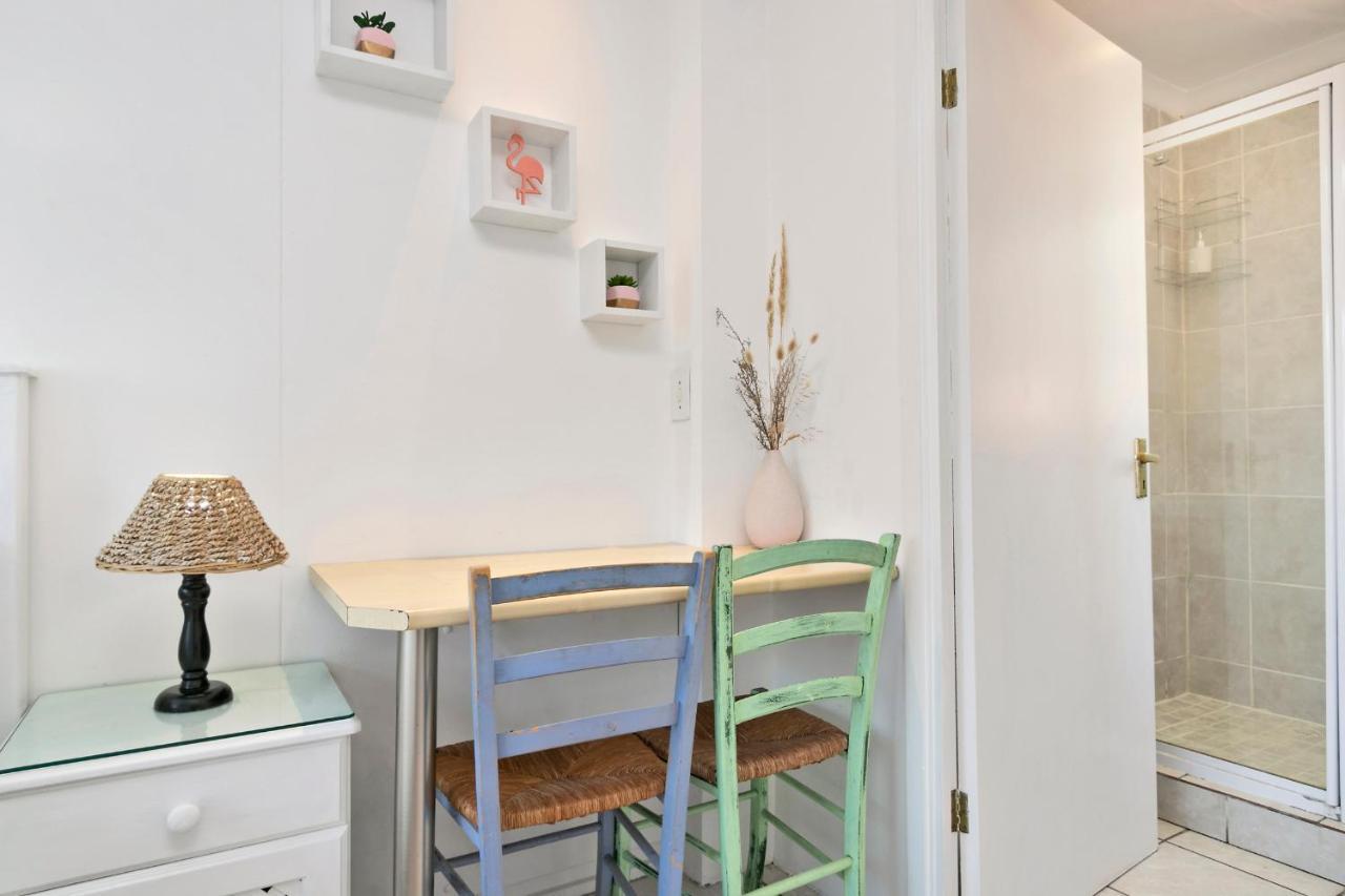 The Bohemian Guesthouse Kaapstad Buitenkant foto
